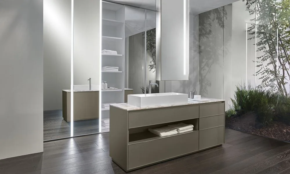 Custom Bathroom Organization, custom bathroom cabinetry by Ultimate Cabinets, Inc.